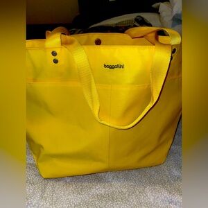 Baggallini Laminated Carryall Tote Bag Missing Crossbody Straps - SUNRISE YELLOW